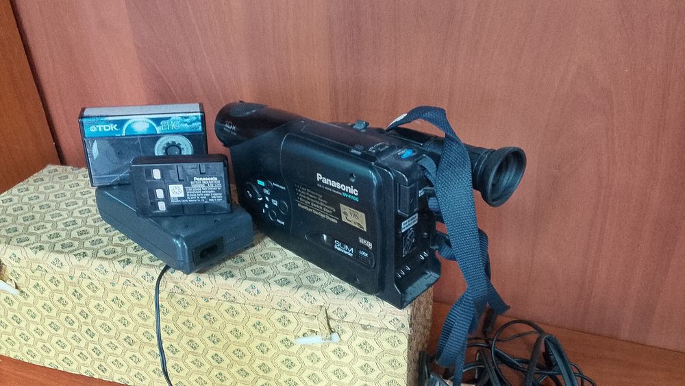 Продам видео камеру Panasonic. Б.у.