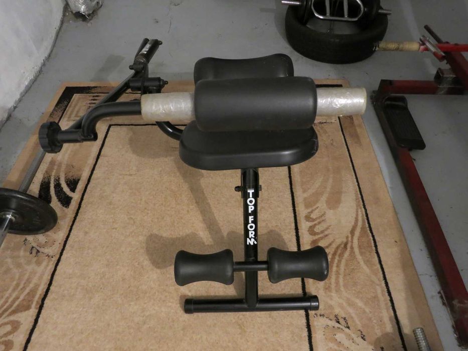 Продавам  двойно действащ фитнес уред за коремни преси.