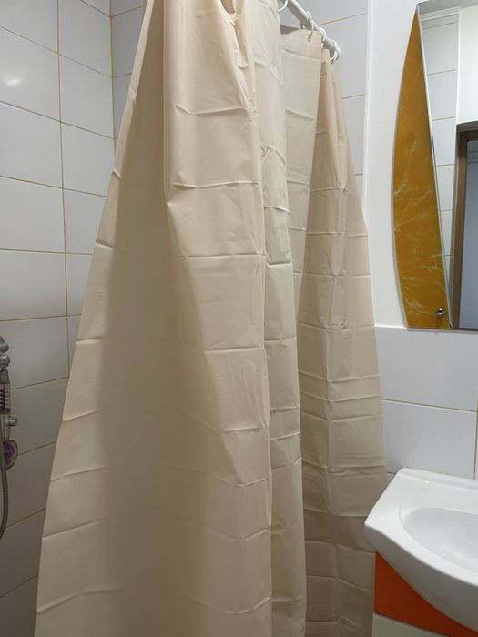 Inchiriez apartament cu o camera centru  regim hotelier