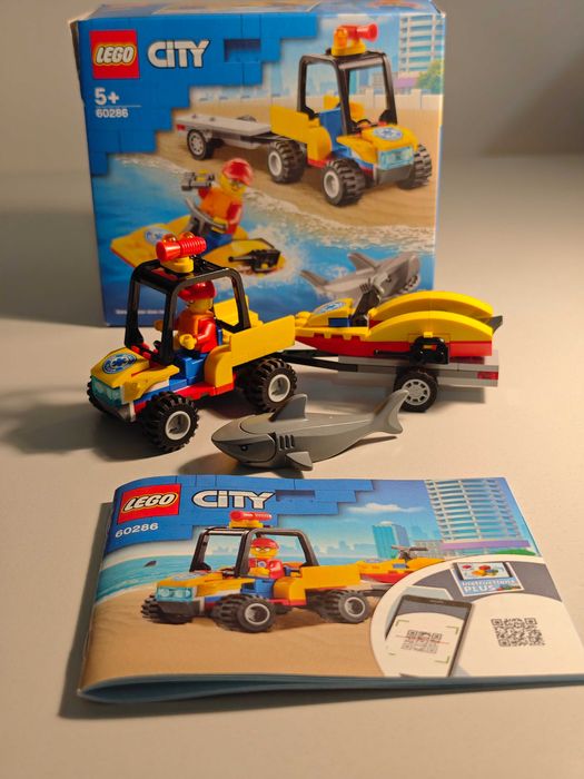 3 seturi LEGO CITY , in stare excelenta, cu instructiuni si cutia originala