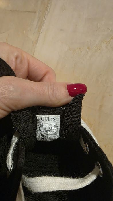 Дамски кецове GUESS