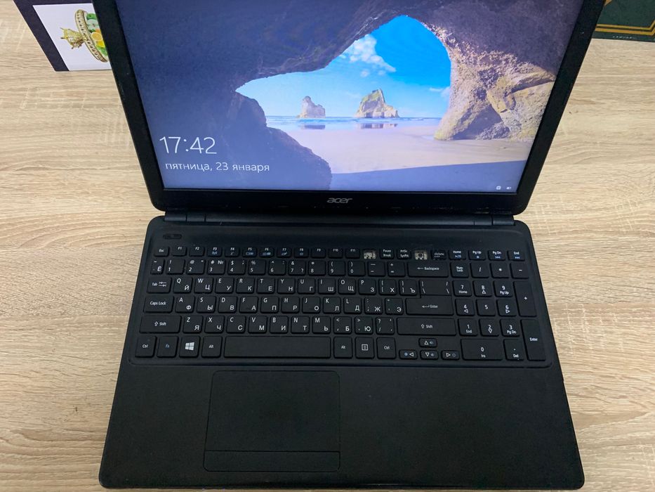 Not book acer ozgina rasxoti bo ustalik lekin xolati zor