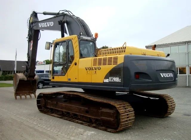 Ekskavator xizmatlari mavjud