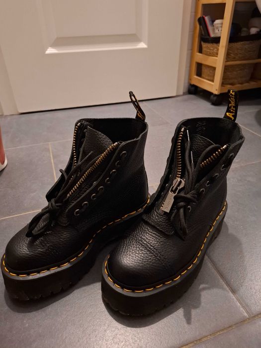 Ghete Dr. Martens
