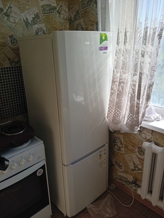 Продам холодильник
