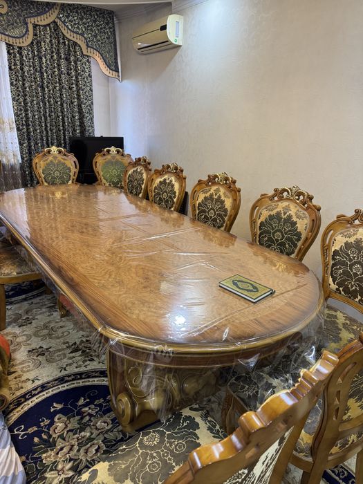 Хитой мебель сотилади. Холати яхши