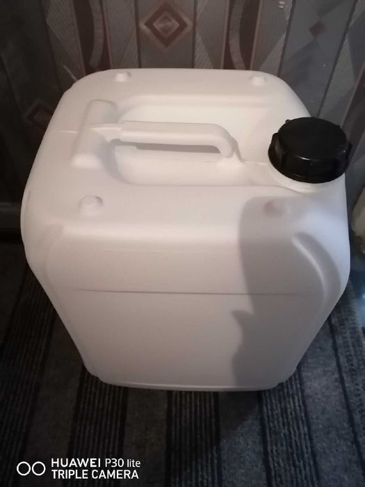 канистра пластиковая  для воды