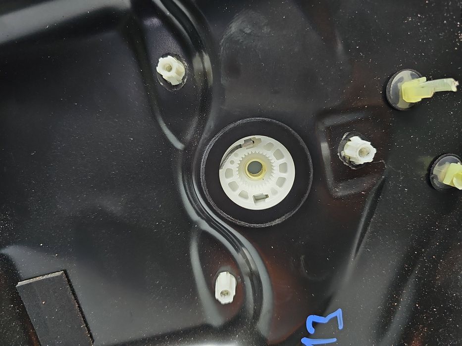 Macara electrica geam stanga fata Volkswagen Passat B7 (365) [Fabr 201