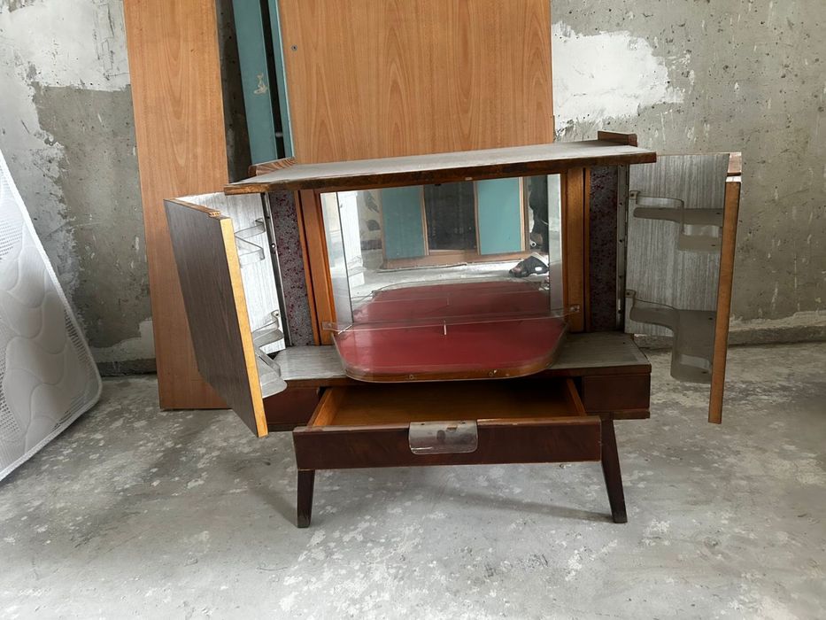 Отдам бесплатно