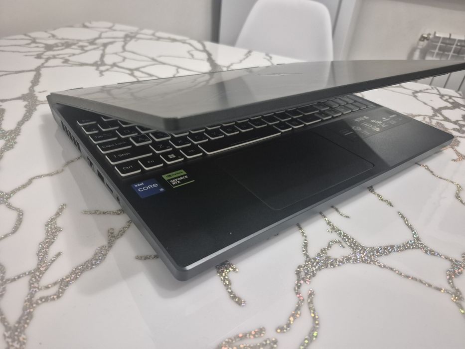 Acer Nitro16 165