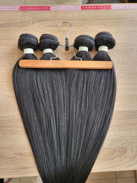 Естествена черна коса