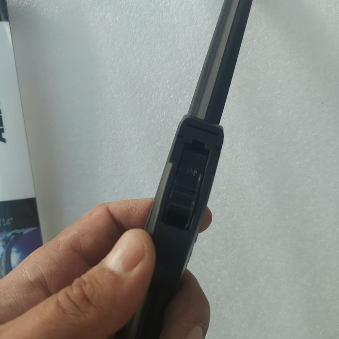 Bosch Aerotwin AR13U – Ștergător 340 mm (13") -Nou