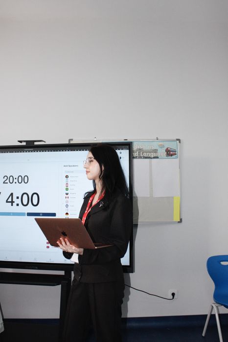 Учитель из ЛОНДОНА онлайн, с IELTS 8.0 АНГЛИЙСКИЙ математика,ielts