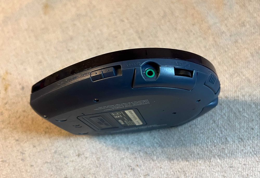 Philips EXP2200 CD MP3 player portable, defect, proiect reparatie