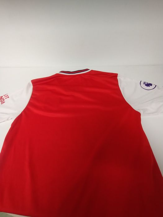 Tricouri de fotbal stare foarte buna