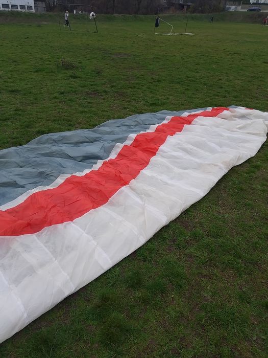 Парапланер за кайтване