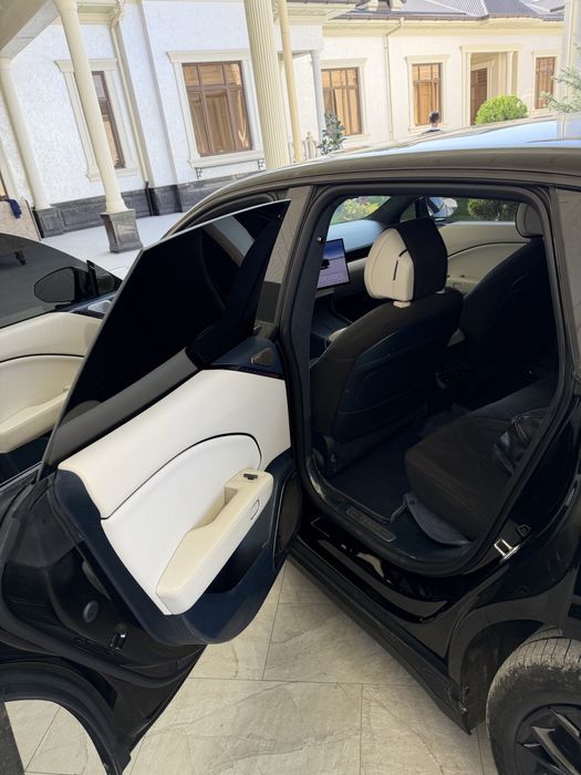 Zeekr 007 Full. 1 tali mator 800 km zapas xod. 100kw