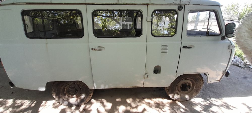 Продам УАЗ с Прицепом