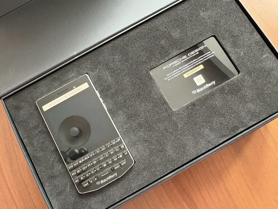 Blackberry Porsche Design