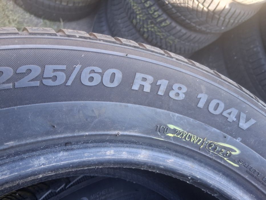 225 60 18 KUMHO  4броя зимни дот 2023г