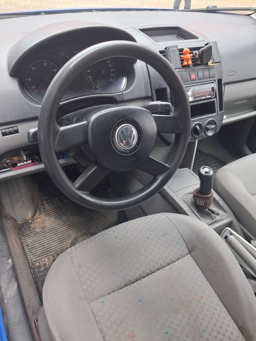 VOLKSWAGEN Polo 2005 — imagine 3