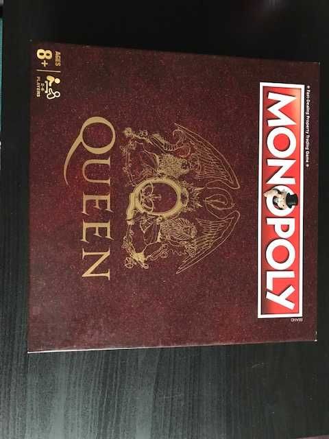 настолна игра Монополи Queen