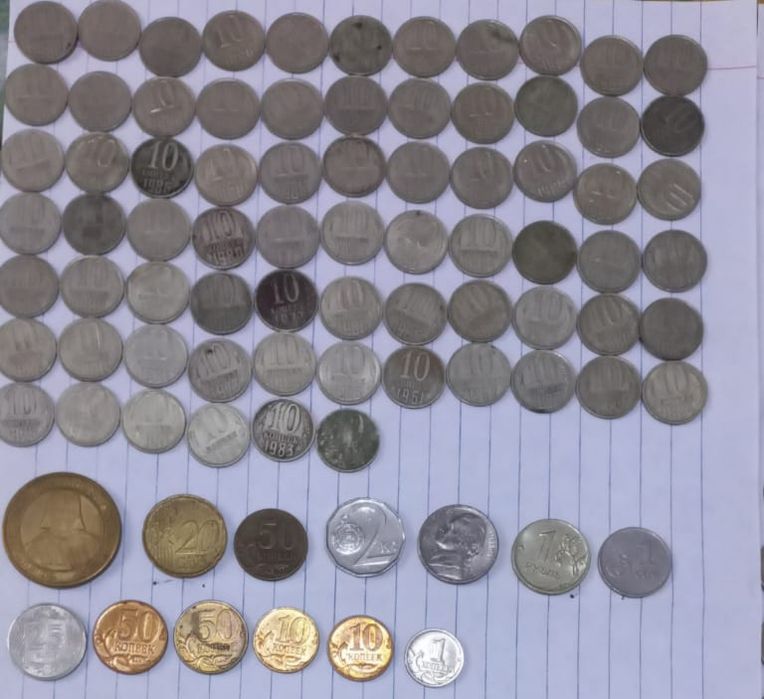 Продам монеты старые