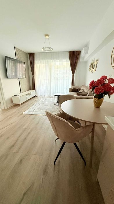 Inchiriez apartament MODERN in Prima GREEN ORADEA