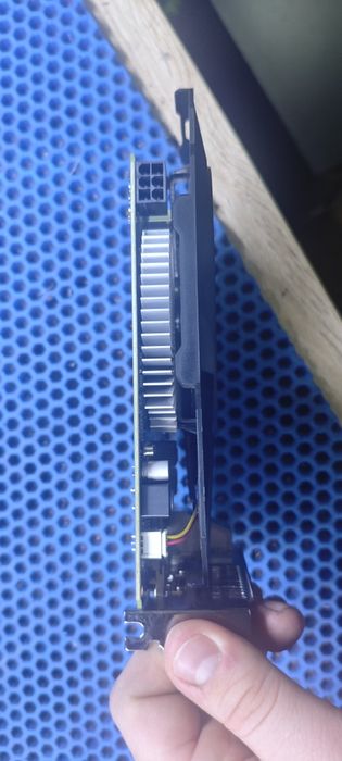 Видеокарта gtx750Ti 2gb