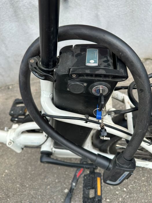 Bicicleta electrica NCM Paris plus
