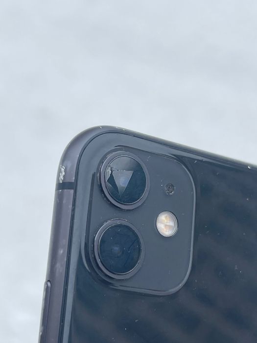 iPhone 11 128GB AKB 77%   Срочноо