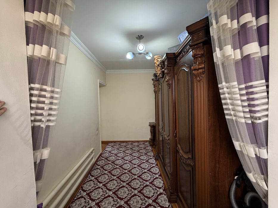 77 seriya 3 xona kvartira sotiladi 3 etajda