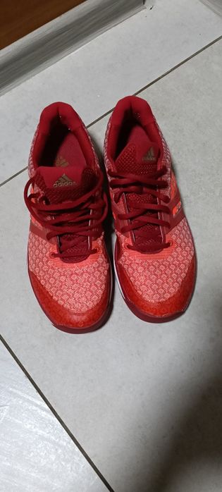 Adidași adidas 42. .