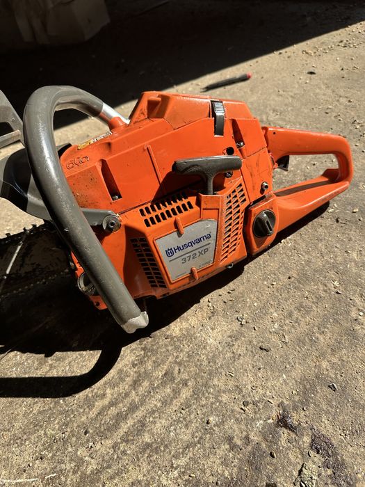 Vand sau schimb  husqvarna 372