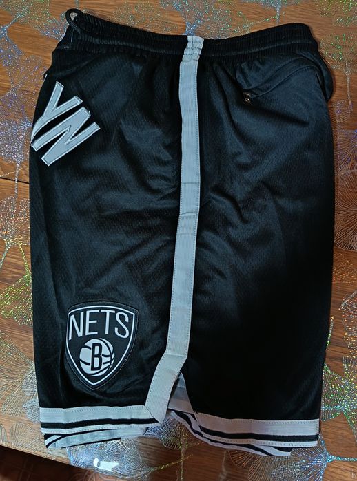 Pantaloni scurți de baschet