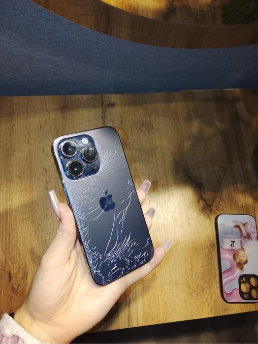 Прлдам айфон 14 про