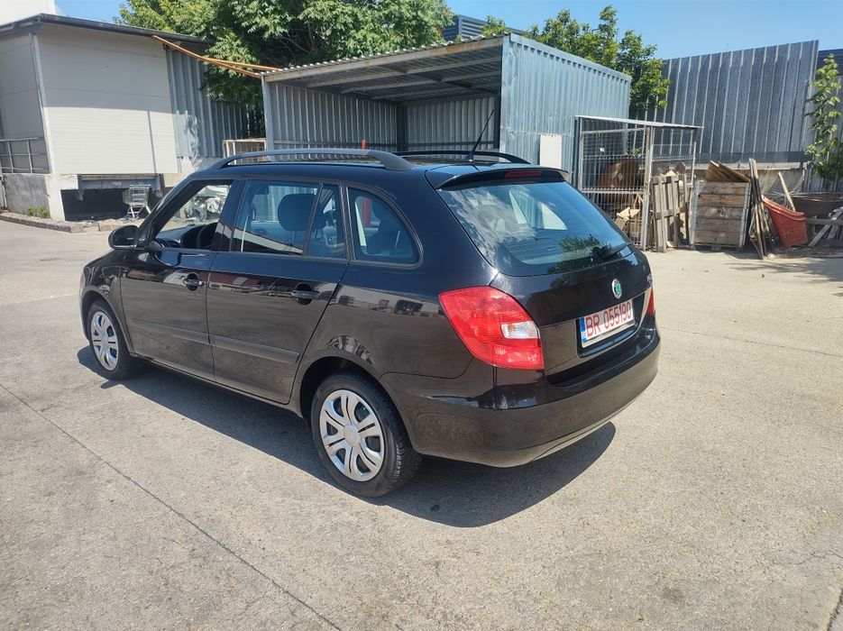 SKODA Fabia 2012 — imagine 4