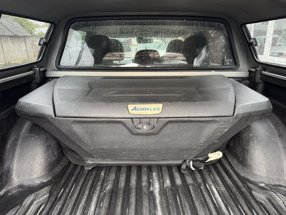 Cutie scule Mitsubishi / lada pick up