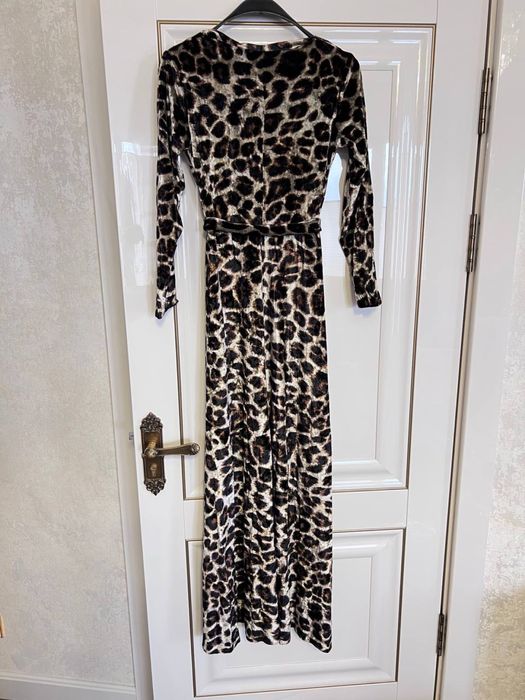 Женское шикарное платье из бархатной ткани