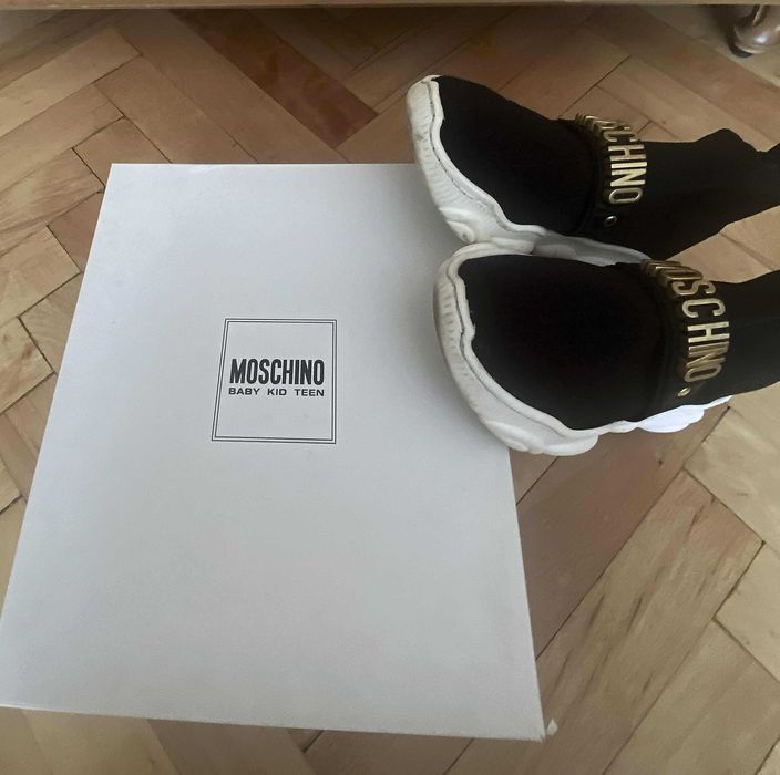 Дамски sникърси Moschino 38 номер