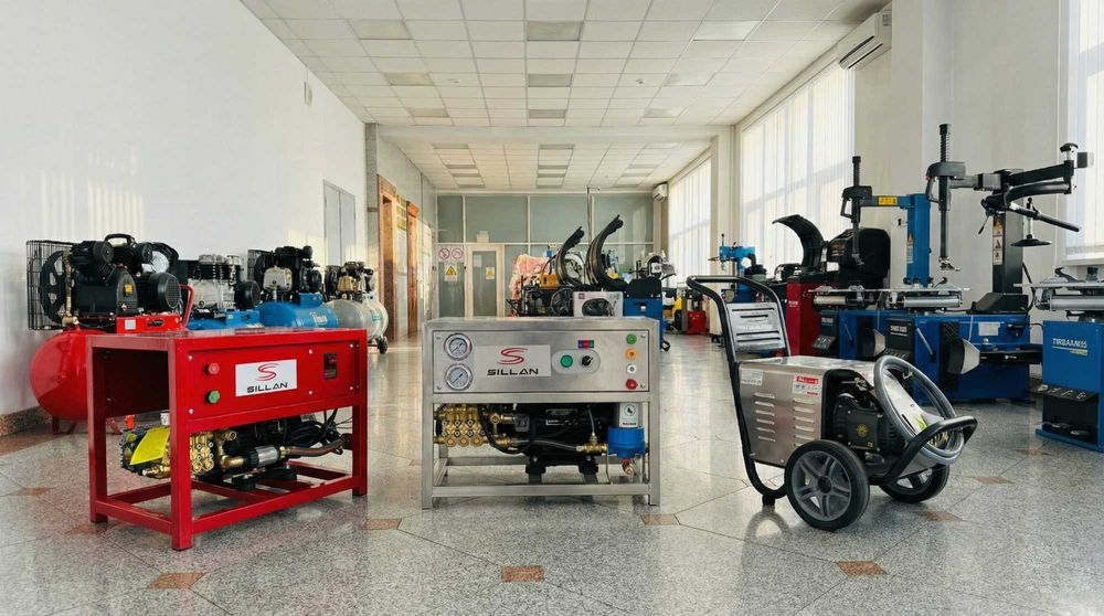 Мойка высокого давления + пенокомлект АВД Минимойка Автомойка