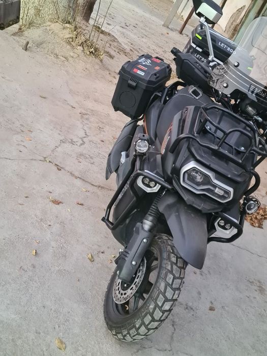 Skuter bonvi tank 3 max srochna sotiladi