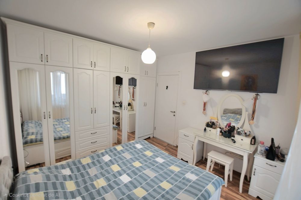 Persoana fizica vind: Casa  4 Camere 110 mp Dealul Furcilor