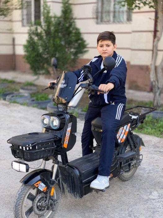 Скутер wasat sport
