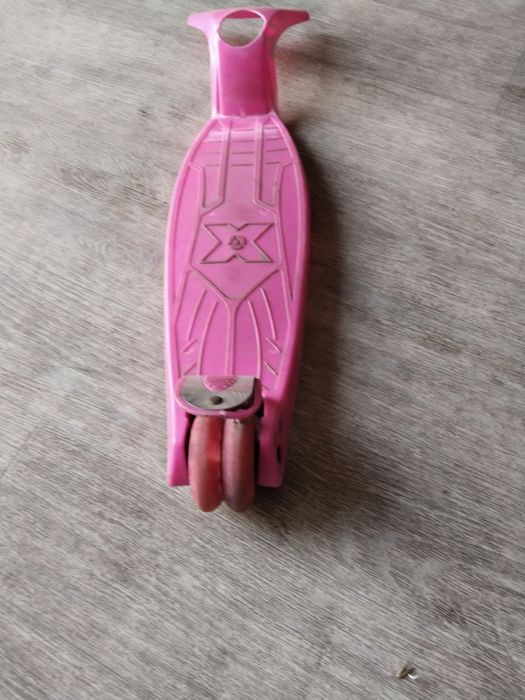 Продаю самокат детский на запчасти