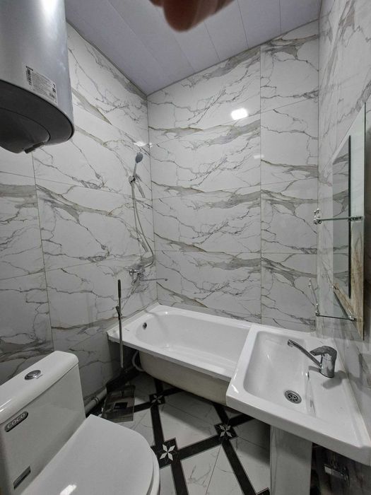 1 хоналик квартира 3 кават ижарага берилади, крытый рынок