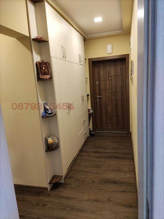 Дава се под наем Тристаен апартамент в Плевен, Мара Денчева - 82 кв.м за 433.5 € - Снимка #6