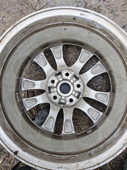 От Малибу R17 Киа Хундай