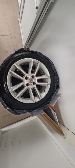 Vand roti de iarna all season Hancock 215/45/17  2022