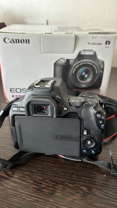 Срочно продам камеру Canon